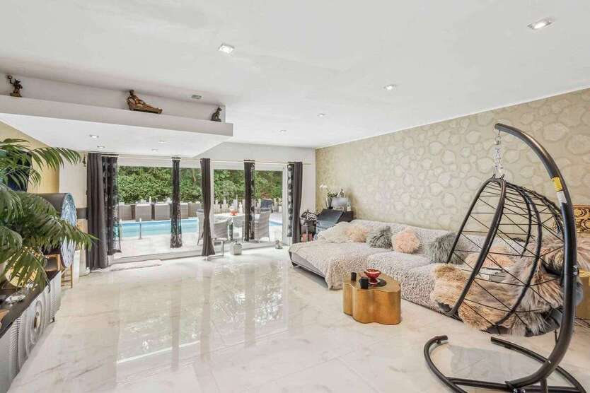 Haus zum Kaufen in Verden (Aller) 718.000 € 273.07 m² 9 zimmer