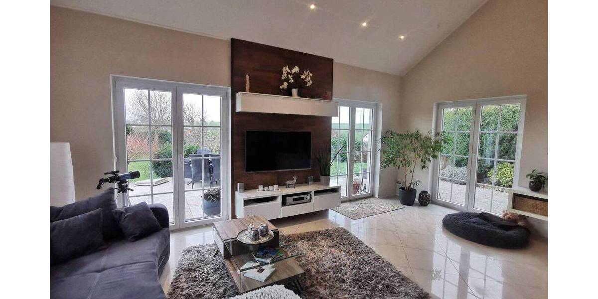 Einfamilienhaus Gilzem - 7 Zimmer, 240 m&sup2;, 650.000&euro; | Angebot:26903813