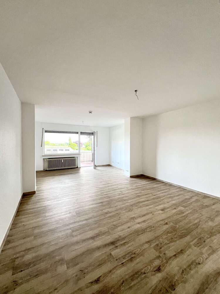 Wohnung zum Mieten in Übach-Palenberg 675,50 € 96.5 m²