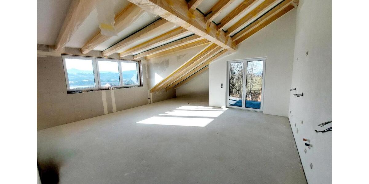 Dachgeschoßwohnung Sulzberg - 3 Zimmer, 105 m&sup2;, 1.600&euro; | Angebot:24464301