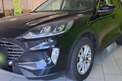 Ford Kuga 35.227 km 20.690 € Grünwald 82031