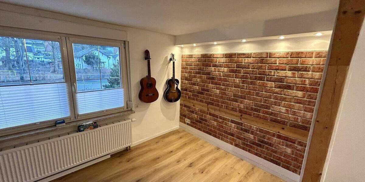 Mehrfamilienhaus, Wohnhaus Rodewisch - 1 Zimmer, 190 m&sup2;, 129.000&euro; | Angebot:26596504