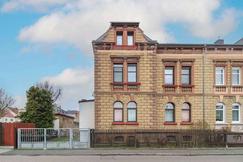 Haus zum Kaufen in Grimma 120.000 € 157.96 m²
