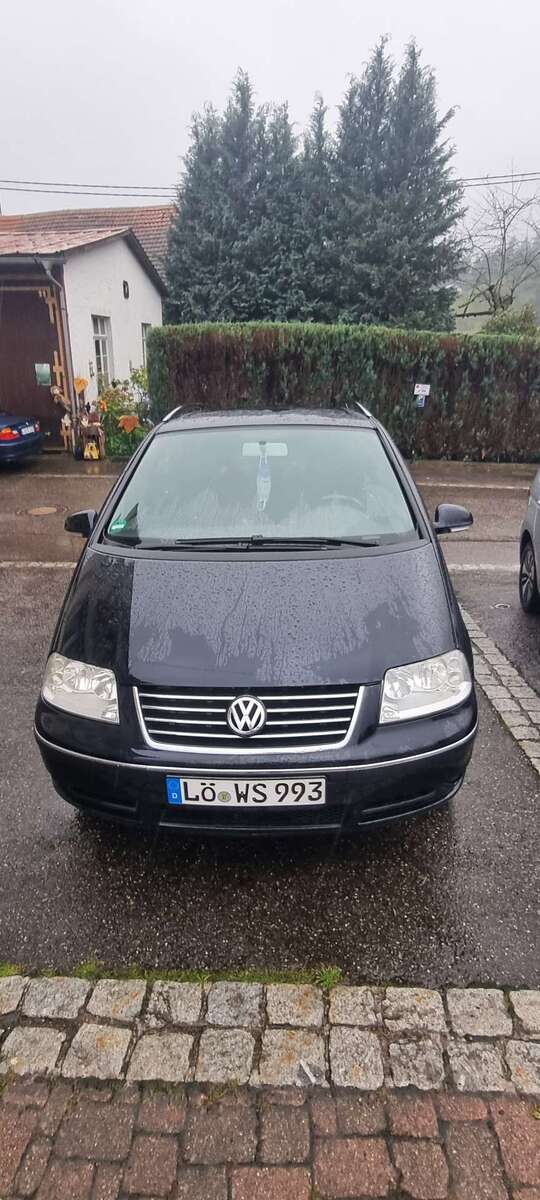 VW Sharan 252.437 km 2.999 € Malsburg-Marzell 79429
