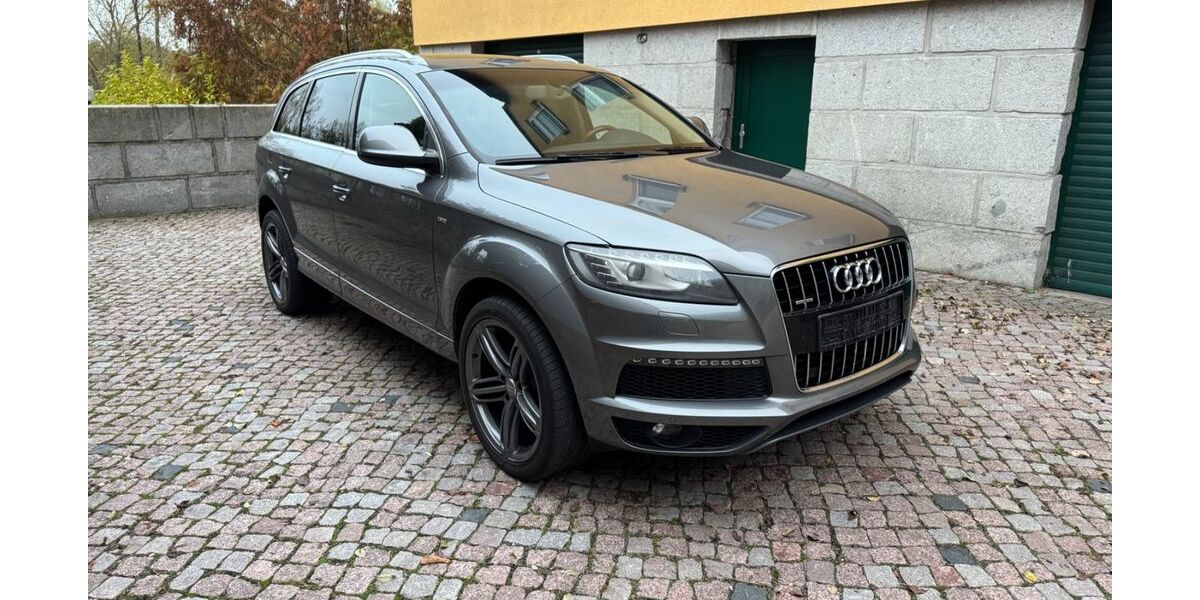 Audi Q7 271.200 km 11.900 &euro; Riesa 01591