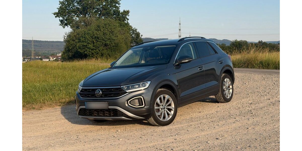 VW T-Roc 64.000 km 21.850 &euro; Balingen 72336