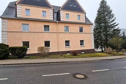 Wohnung Lößnitz - 3 Zimmer, 62 m&sup2;, 375&euro; | Angebot:26852932