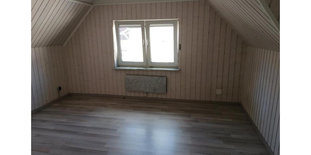 Dachgeschoßwohnung Bietigheim-Bissingen Bissingen - 2 Zimmer, 45 m&sup2;, 600&euro; | Angebot:25540106