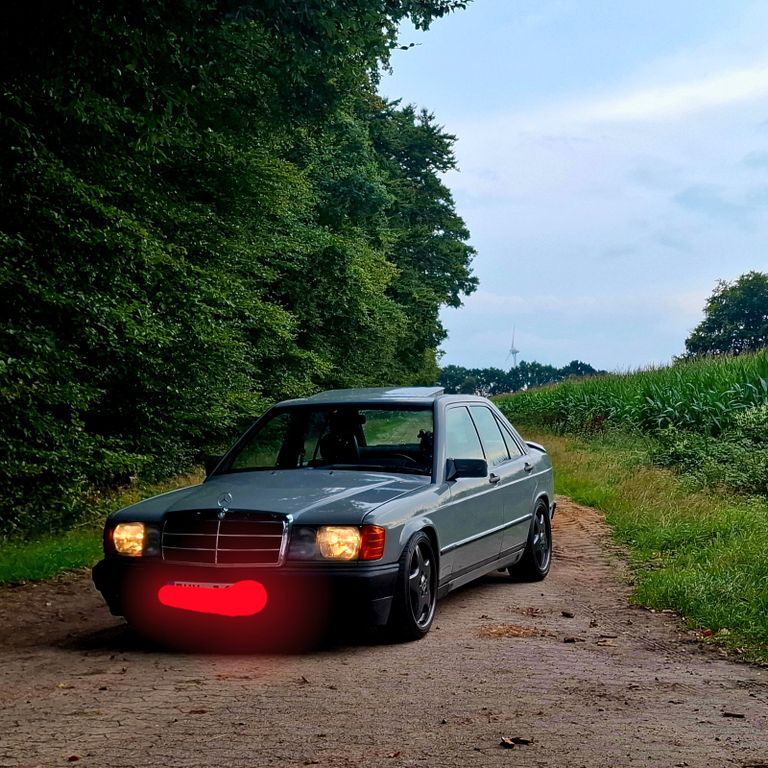 Mercedes-Benz 190 175.000 km 9.500 € Geestland 27607
