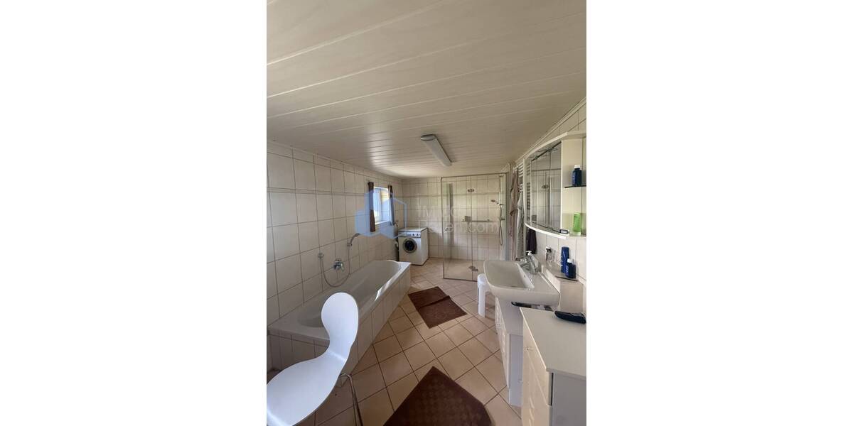 Bauernhaus, Landhaus Warburg / Germete Germete - 1 Zimmer, 260 m&sup2;, 390.000&euro; | Angebot:25715523