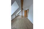 Dachgeschoßwohnung Zwickau - 4 Zimmer, 95 m&sup2;, 620&euro; | Angebot:26008252