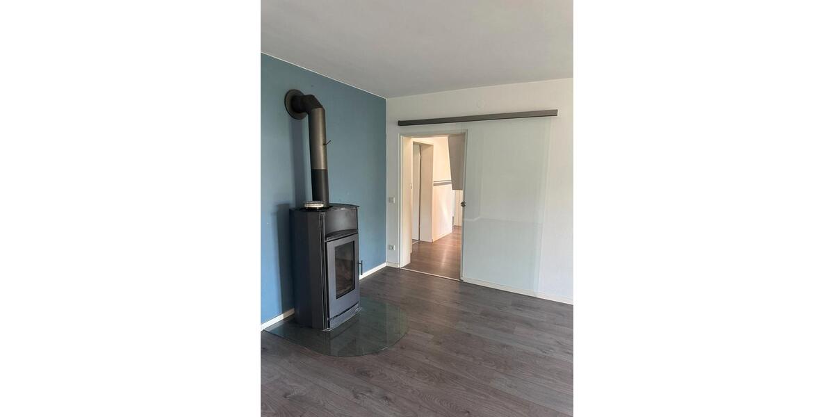 Einfamilienhaus Hadamar - 8 Zimmer, 180 m&sup2;, 589.000&euro; | Angebot:27021779