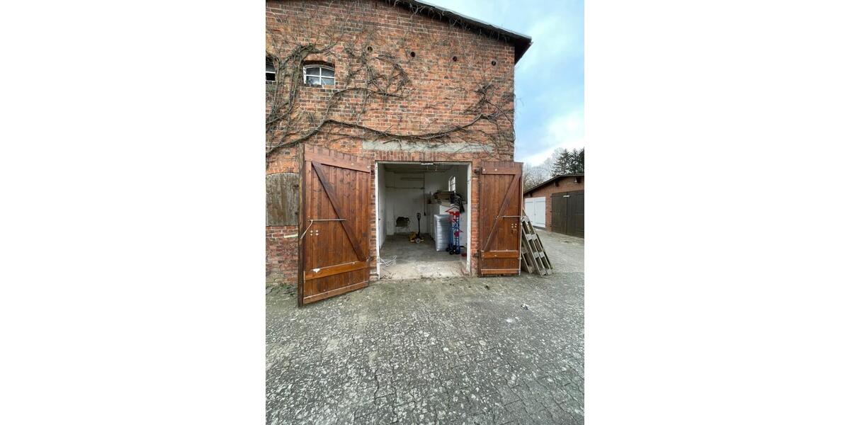Garagen / Stellplätze Steinburg - 250&euro; | Angebot:26396054