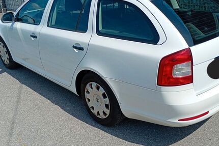 Skoda Octavia 210.000 km 3.490 &euro; Rattiszell 94372