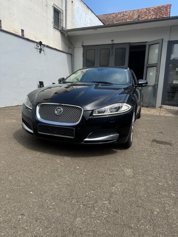 Jaguar XF 229.100 km 7.400 € Herxheim 76863