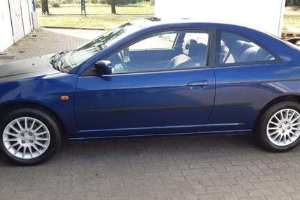 Honda Civic 153.000 km 3.190 &euro; Zossen 15806