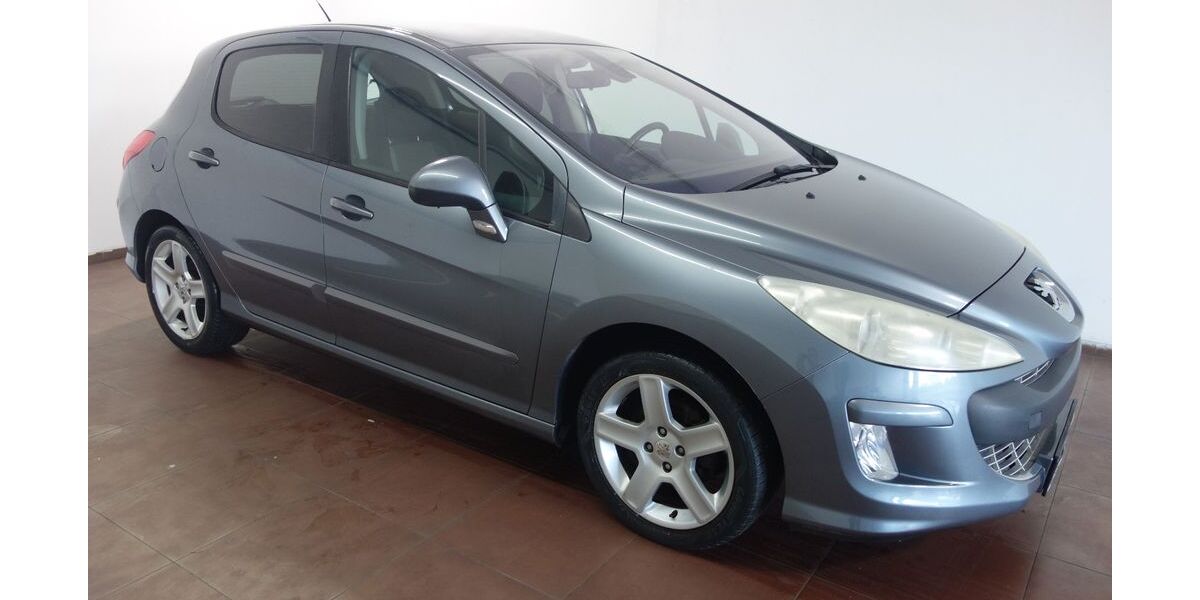 Peugeot 308 186.000 km 2.450 &euro; Mühlacker 75417
