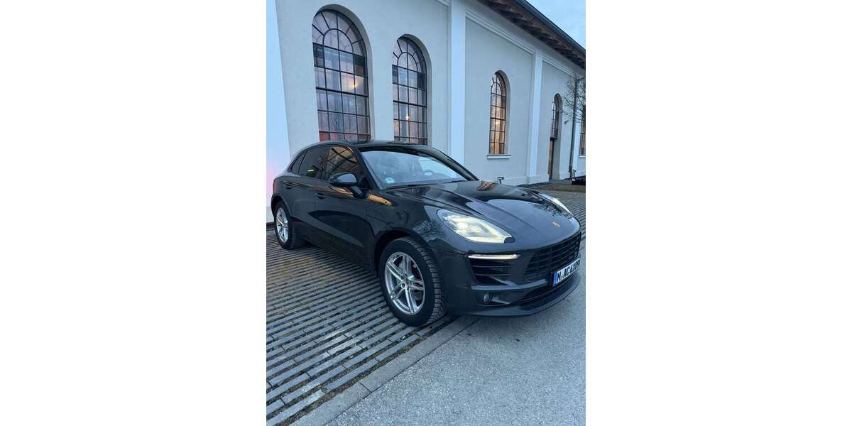 Porsche Macan 109.000 km 42.499 &euro; münchen 81249