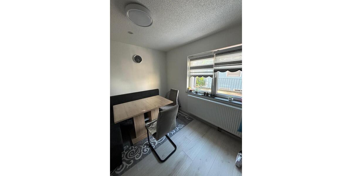 Reihenhaus Landau an der Isar - 5 Zimmer, 180 m&sup2;, 385.000&euro; | Angebot:25783224