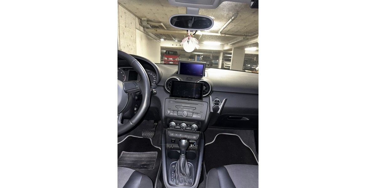 Audi audi a1 83.763 km 14.000 &euro; Stuttgart 70173