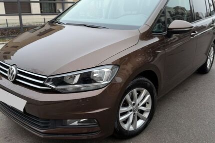 VW Touran 189.500 km 12.900 &euro; Augsburg 86154