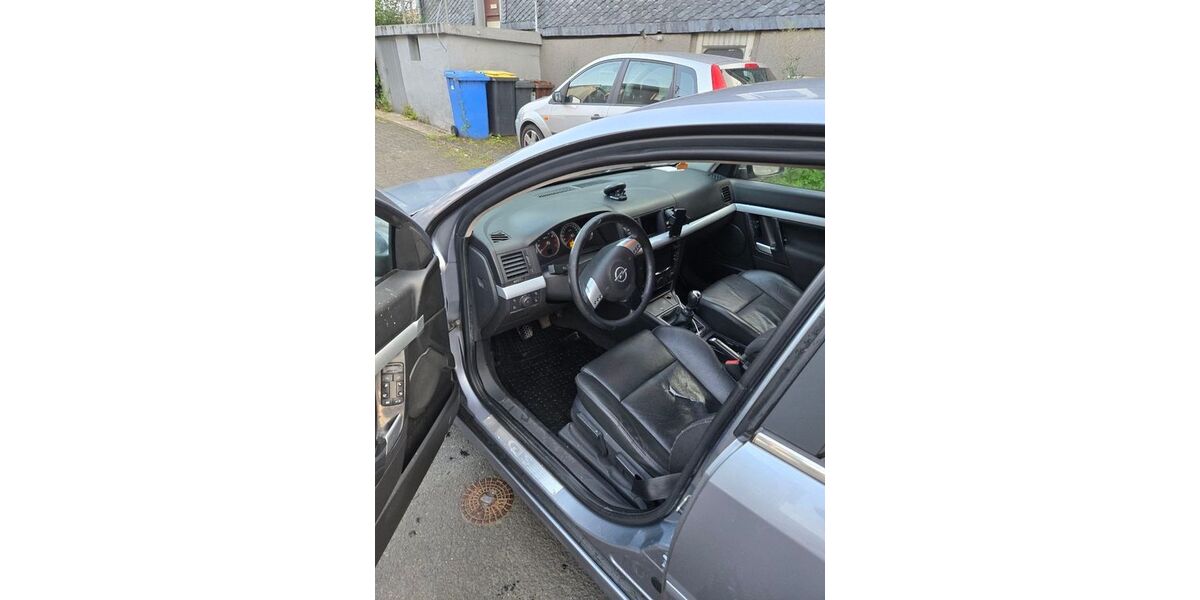 Opel Vectra 224.000 km 1.150 &euro; Gelsenkirchen 45892