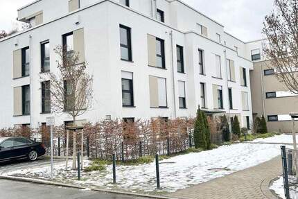 ***REDNITZ JUWEL*** SONNIGE 2 ZIMMER WOHNUNG MIT EINBAUKÜCHE, BALKON UND TIEFGARAGENSTELLPLATZ 2 zimmer