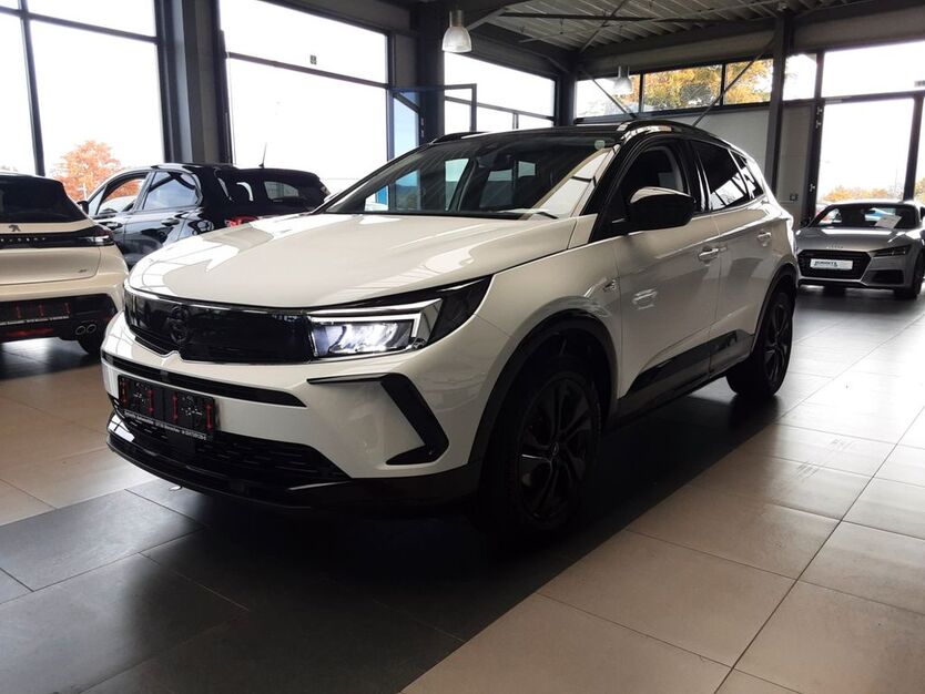 Opel Grandland (X) 45.200 km 22.490 € Monschau (bei Aachen) 52156