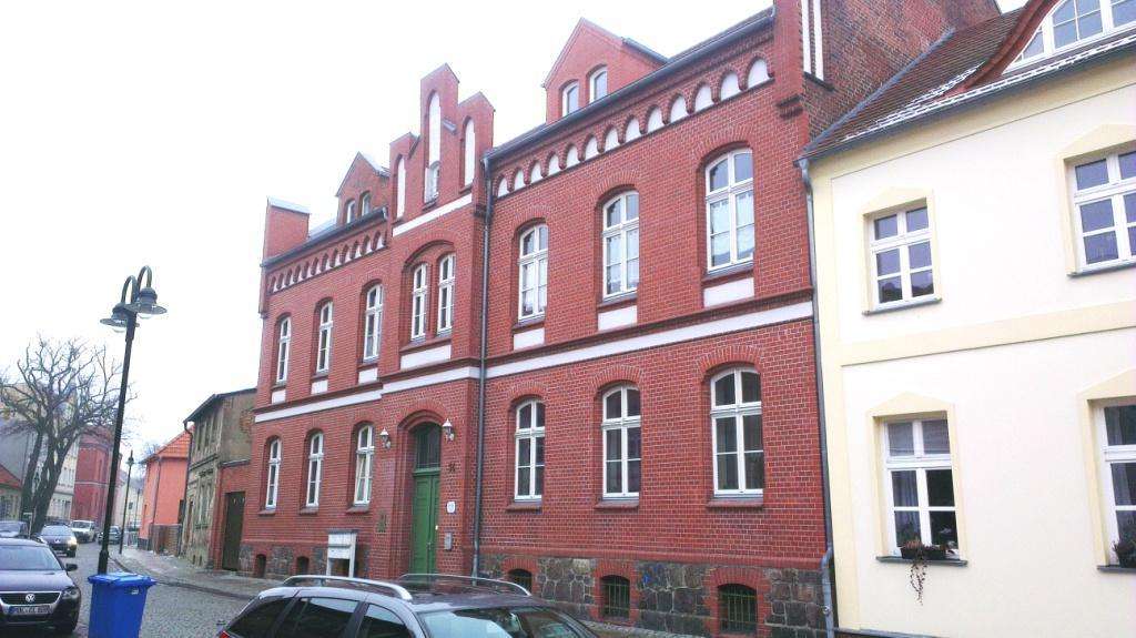 Etagenwohnung Strausbeg Altstadt - 4 Zimmer, 82 m&sup2;, 720&euro; | Angebot:26865401