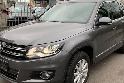 VW Tiguan 185.000 km 11.499 &euro; Bergisch Gladbach 51465