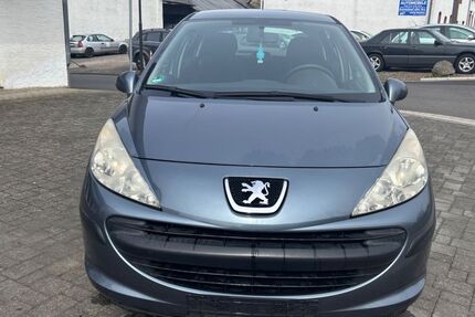Peugeot 207 164.847 km 2.800 &euro; Müllenbach 53520