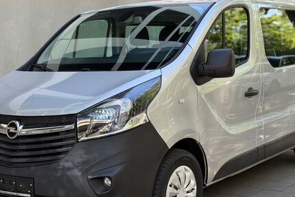 Opel Vivaro 117.834 km 14.950 € München 80639