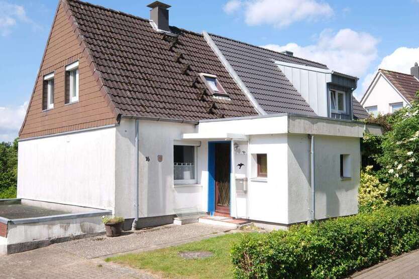 Haus zum Kaufen in Eckernförde 215.000 € 88 m²