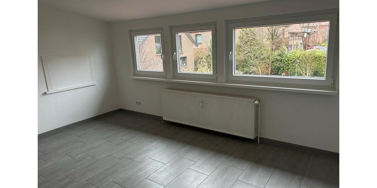 Dachgeschoßwohnung Nienhagen - 5 Zimmer, 126 m&sup2;, 1.190&euro; | Angebot:26398880