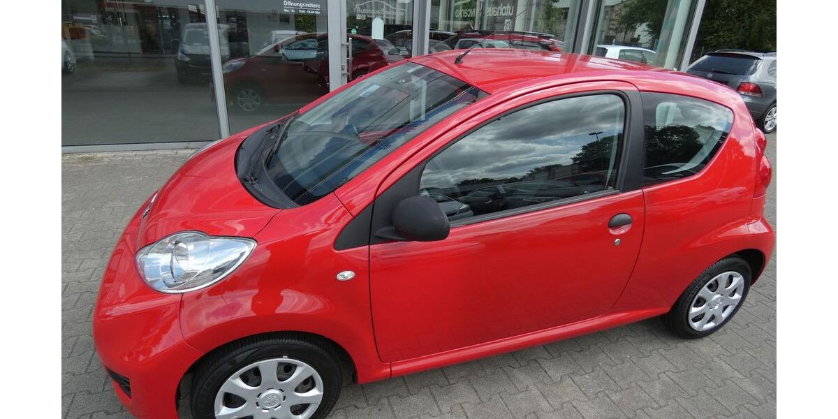 Peugeot 107 29.000 km 3.200 &euro; Bergkamen 59192