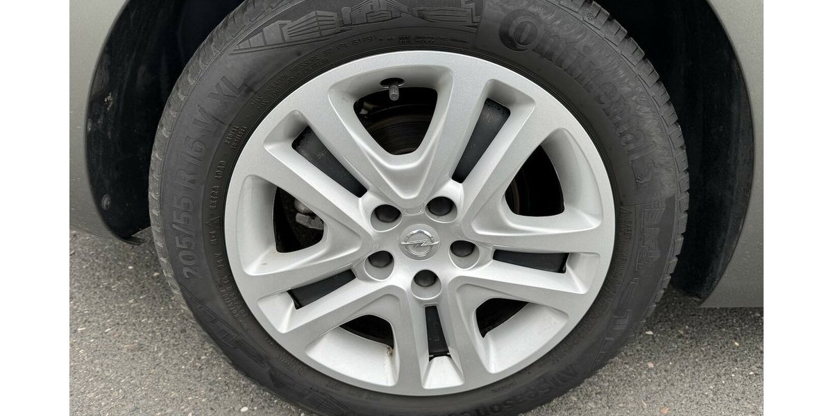 Opel Astra Klima Navi Temp CarPl AHK ServNeu GARANTIE 100.000 km 10.500 &euro; Erftstadt 50374