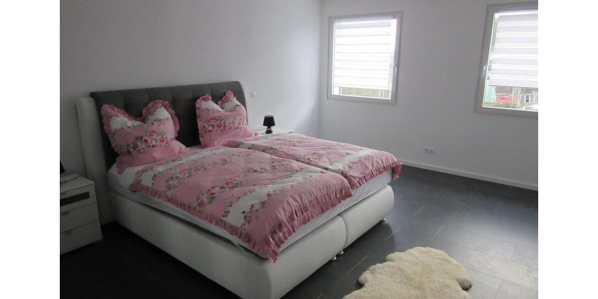 Doppelhaushälfte Ulmen - 2 Zimmer, 200 m&sup2;, 438.000&euro; | Angebot:26221661