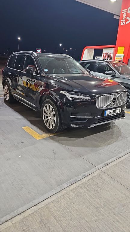 Volvo XC90 250.000 km 22.000 € Aldenhoven 52457