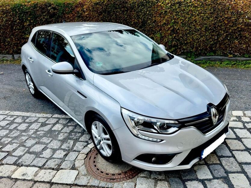 Renault Megane 128.472 km 8.300 € Sonneberg 96515