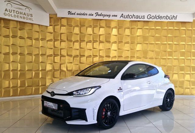 Toyota Yaris 12.500 km 45.990 &euro; Villingen-Schwenningen 78048