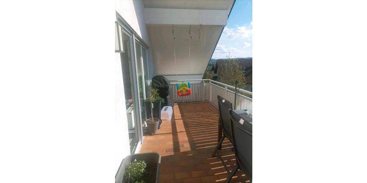Dachgeschoßwohnung Altusried - 4 Zimmer, 140 m&sup2;, 1.400&euro; | Angebot:26211437