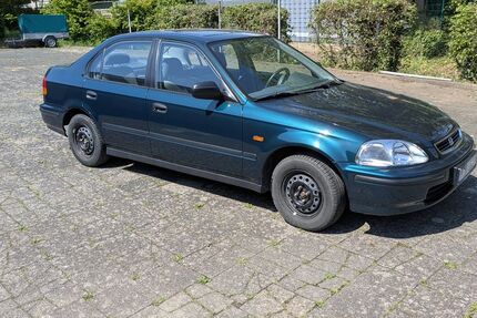 Honda Civic 90.000 km 3.000 &euro; Hückelhoven 41836