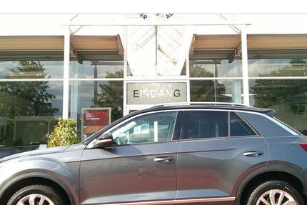VW T-Roc 22.677 km 29.390 € Nordhorn 48529