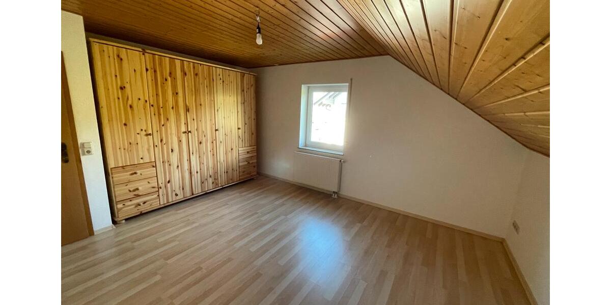 Wunderschöne helle Wohnung mit Blick über Boxberg 3 zimmer
