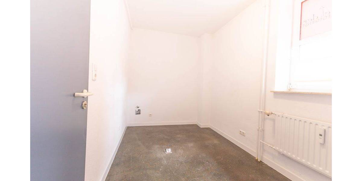 Gewerbeobjekt Heide - 8 Zimmer, 300 m&sup2;, 2.500&euro; | Angebot:26886401