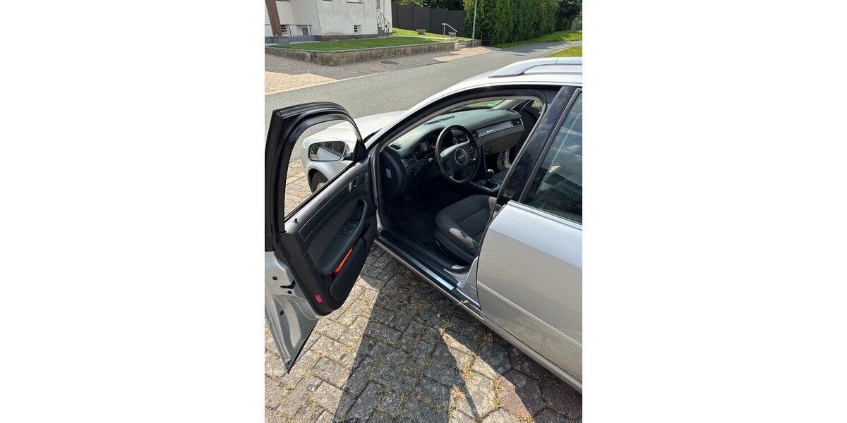 Audi A6 280.000 km 4.999 &euro; Rödinghausen 32289
