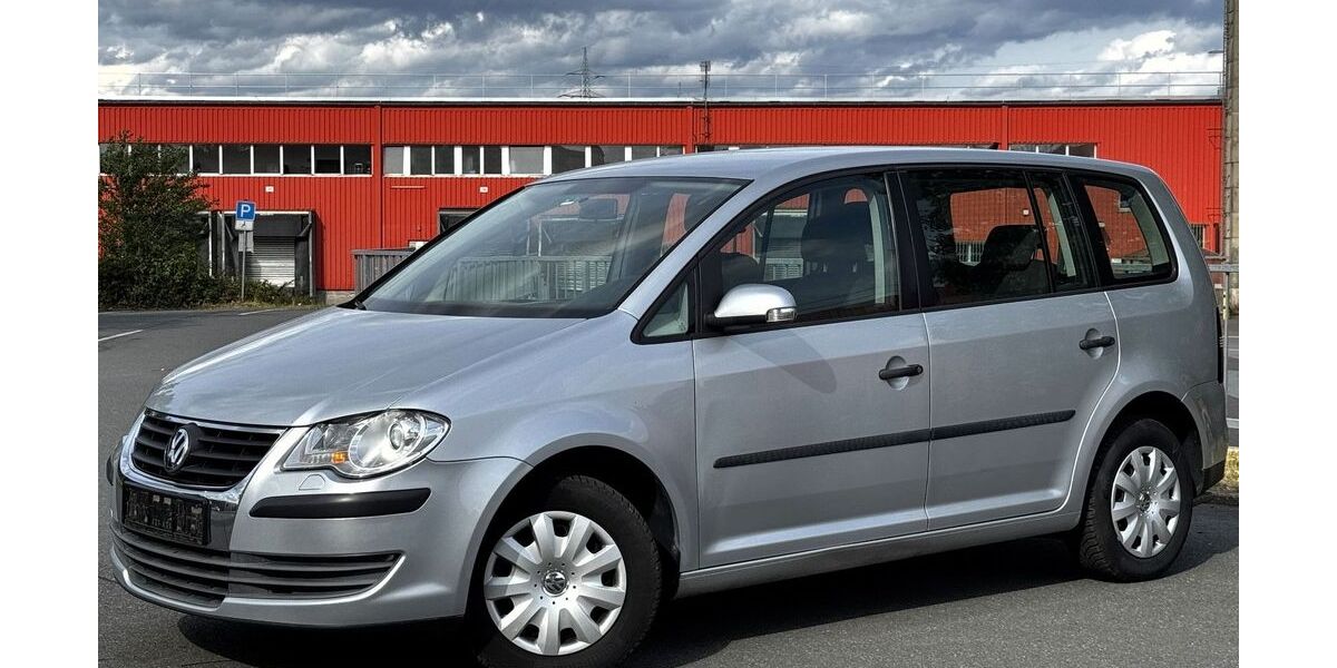 VW Touran 191.586 km 4.500 &euro; Dietzenbach 63128