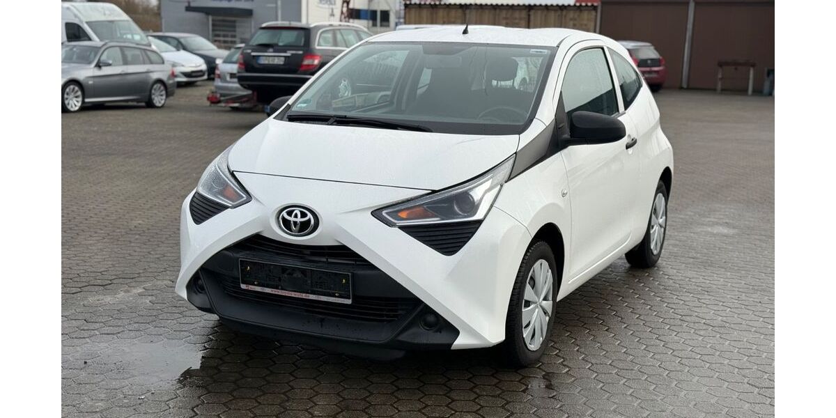 Toyota Aygo (X) 78.671 km 7.100 &euro; Ribnitz-Damgarten 18311