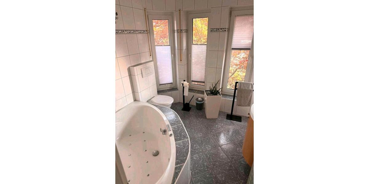 Einfamilienhaus Rheine Altenrheine - 10 Zimmer, 250 m&sup2;, 670.000&euro; | Angebot:27094949