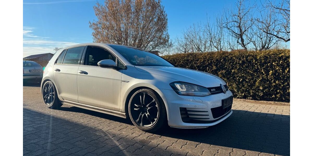 VW Golf 200.000 km 12.500 &euro; Rosenfeld 72348